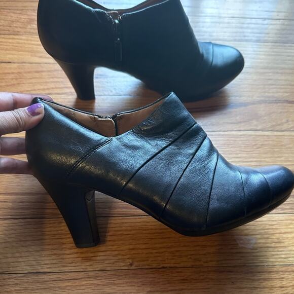 Clarks Artisan Black Leather Side-Zip Shooties 8.5M – Soft Comfort - Picture 8 of 10